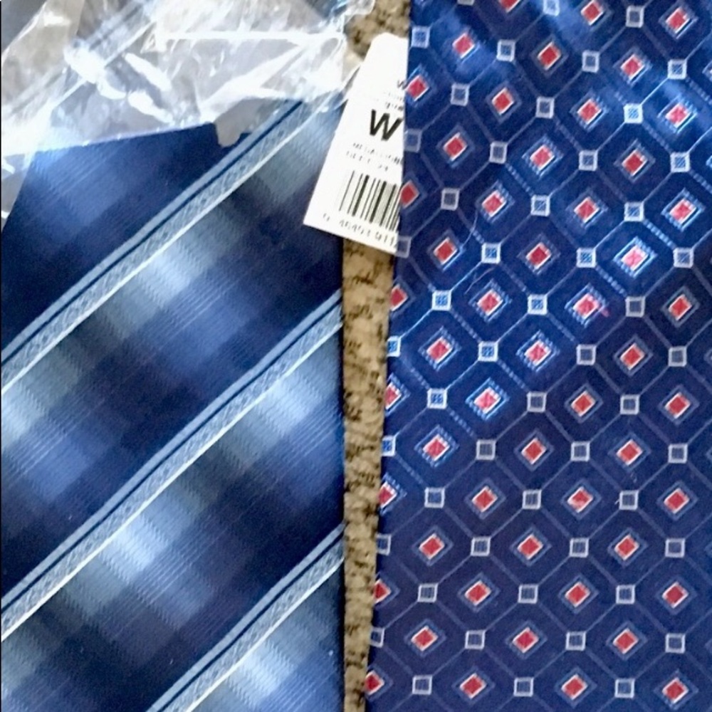 NWT! 2 Men’s Ties ‘George’ & ‘Belisi’ - Picture 2 of 3